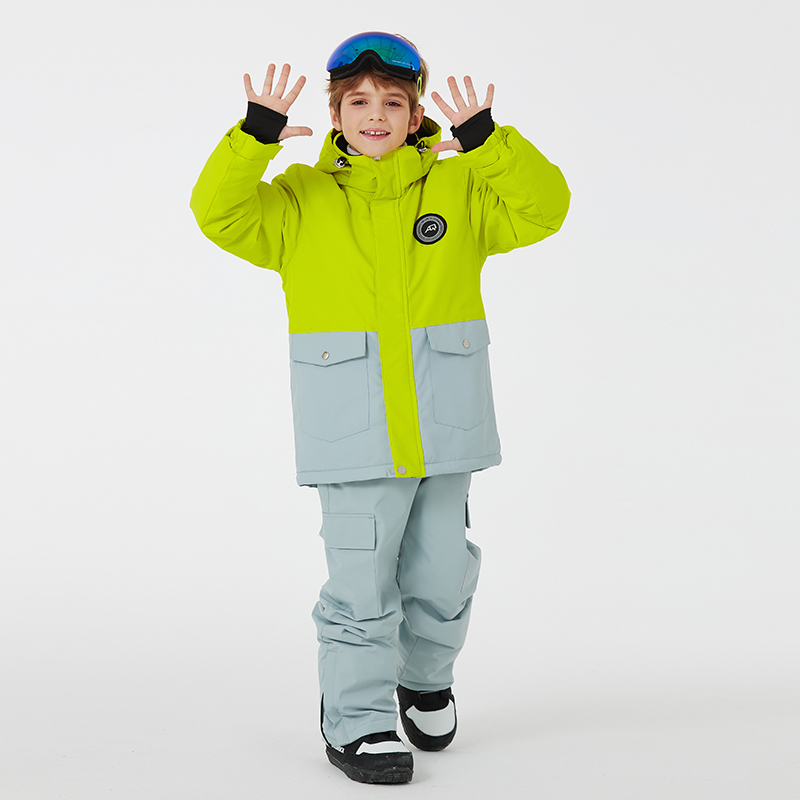 Dziecięcy kombinezon śnieżny,  – Winter Clothing Kids recenzja i cena