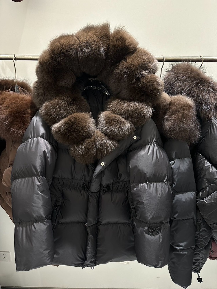Kurtka z prawdziwego futra dam – Winter Clothing Store recenzja i cena